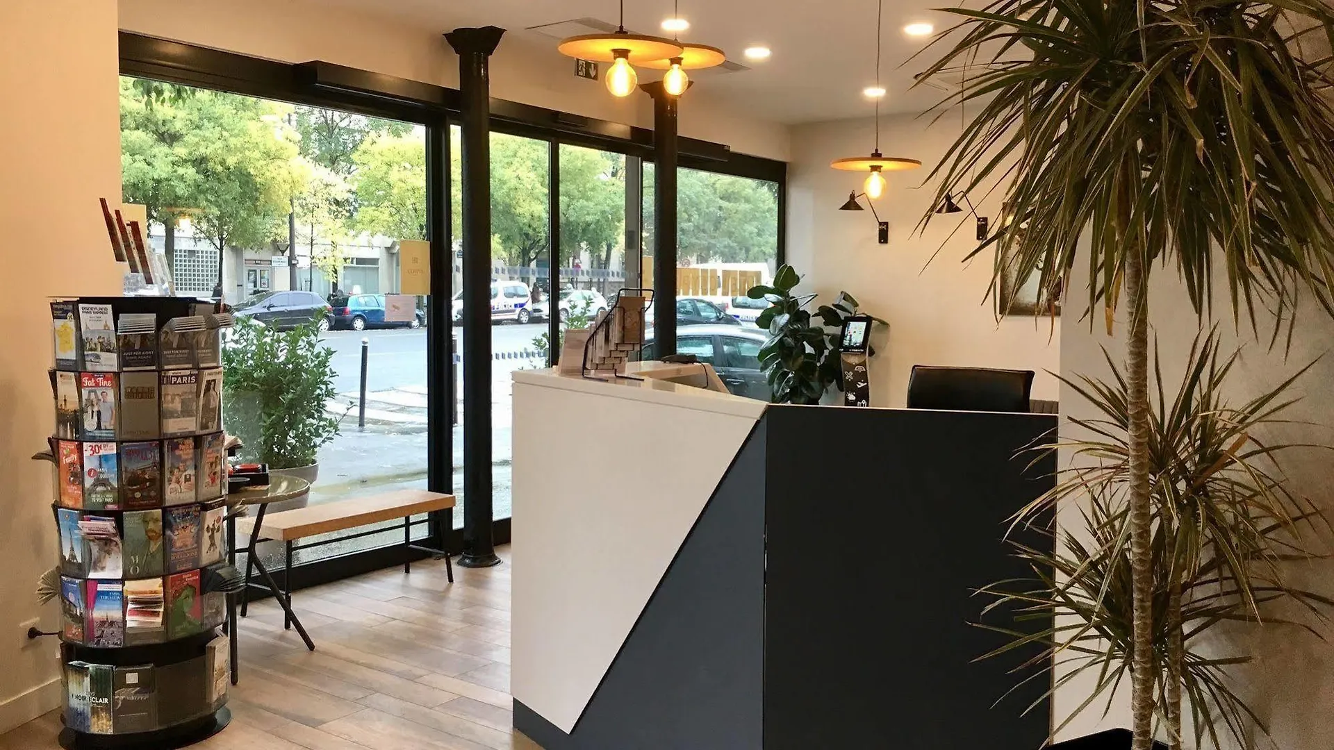 Coypel By Magna Arbor Hotel Paris